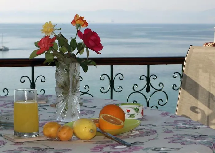 Aegean Colors * Скала-Марион